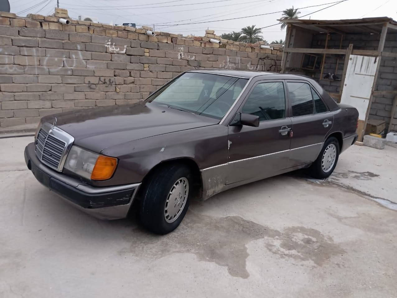 سلام عليكم مارسدس دب قواعد مكفولات برانكيت مكفول مكينه 2ونص تخم تاير جديد حداديه جديده سيارة احله من الصوره المكينه بيه ضعف بصيط بدي مكفول من الضربه موديل 87 رقم بغداد دولي بسمي تحويل ثاني يوم كهربائيات كله شغاله سعرها 38 رقم التلفون *********** مكاني ناصرية سوك الشيوخ
