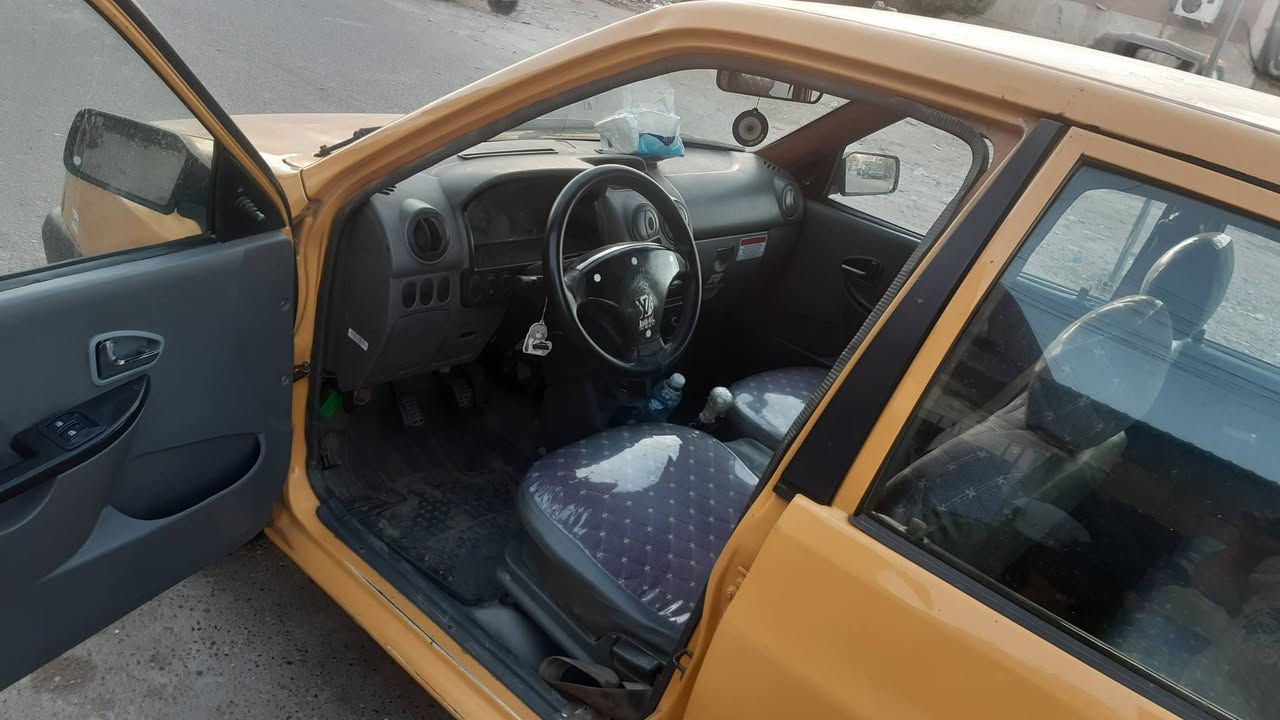 السلام عليكم ..سايبا 12بغداد رقم انكليزي باسمي مصفره هيئة وغرامة مكينة جديده كير مكفول تبريد شغال بس بي صوت بلكمبريسر فطر بشاصي الايمن معمر ..السعر 27 بي مجال مكان الشعلة رقم ***********
