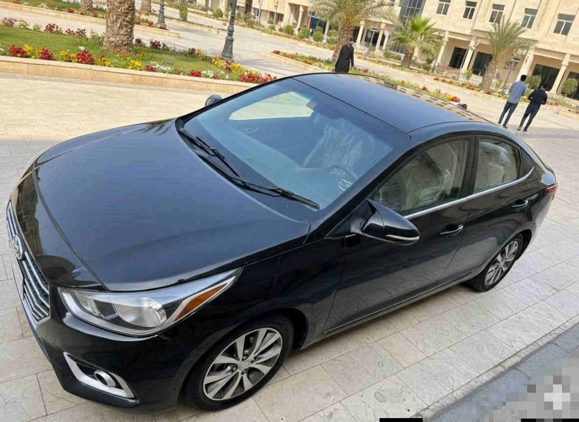 هونداي اكسنت 2020 رقم بغداد معوقين ضربه جاملغ امامي ألايمن  وبارد باب سايق جاهزه سياره مكينه 1600 دوش كير at ماشية 60  سعر105 بيه مجال 