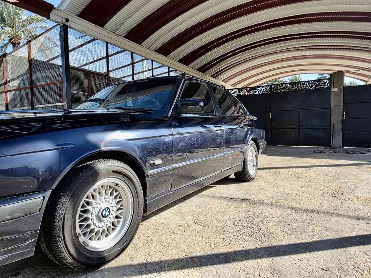 سلام عليكم بيئام موديل 95 سياره كفاله عامه مكينه بصندوك تخم تايرات  جديد فتحه داخل جلد سياره جديده معنه كلمه معايزه برغي رقم بغداد انكليزي مكان السياره بابل رقم المبايل ***********
