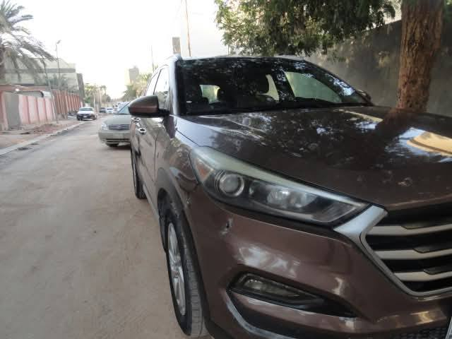 السلام عليكم
هيونداي توكسان 2017 للبيع

رقمهه بغداد الجديد

ثلاثانضمه اقتصادي و عادي و رياضي

محرك 2000gdi اني ادير بانزين عادي بدون ادفانس

كير مكينه مكفولات 

منضومه تبريد جديده

كرسي الساءق كهرباء وشاشه وكامره وحساسات خلفيه

الحادث موضح بلصور ولبيع شرط الفحص

السعر 140ورقه وبيهه مجال

مكاني نجف حي الغدير 

للاستفسار ***********

خاص مامتواجد
