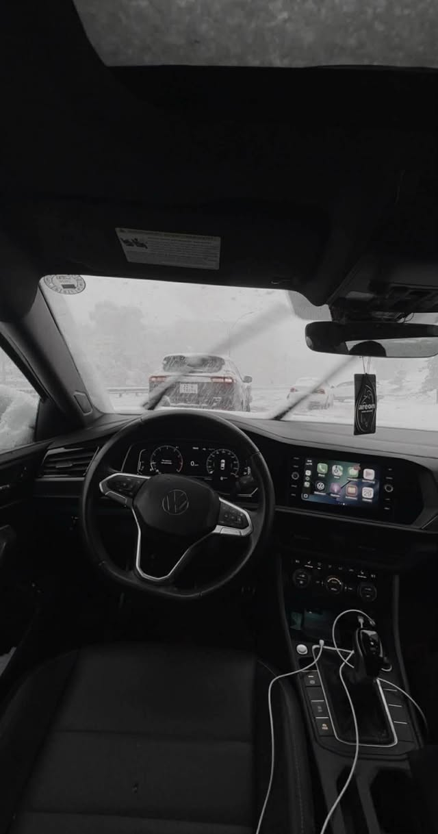 Jetta2024فوول SEL sport سەیارەکە عام نیە بەعام دەفرۆشم بێ ژۆرێ ئێرباگ سیستەمەهەموو شتی بەشەرتە 2 مانگە   رەقەم کراوە نمونە لە جوانی 
ژم.*********** أربيل, العراق
