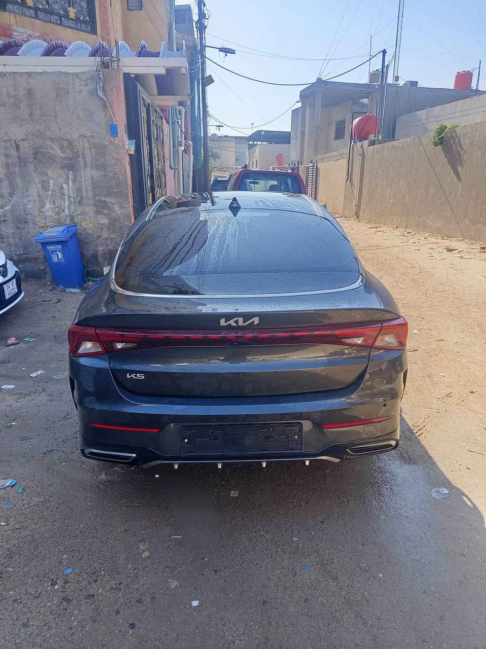 من رخصت الادمن
كي 5مديل 2023 

وارد كوري مكينه 2000 غاز خط واحد بلاد 

فول مواصفات ماعده بنوراما 

تدفئه وتبريد مقاعد ثنينهن تدفئه ستيرن تبريد بيانو منفصل 

تشغيل بصمه وتشغيل عن بعد 

شاشه كبيره  لايتات زنون بلاد 

كرسي سائق كهرباء 

مسوي هزه بس باقي صك الرقم مادافعه 

بيع قطعتين صبغ 
ماشيه 16الف كيلو

اريدها 185وبيه مجال 
مكان البصرة 
***********
