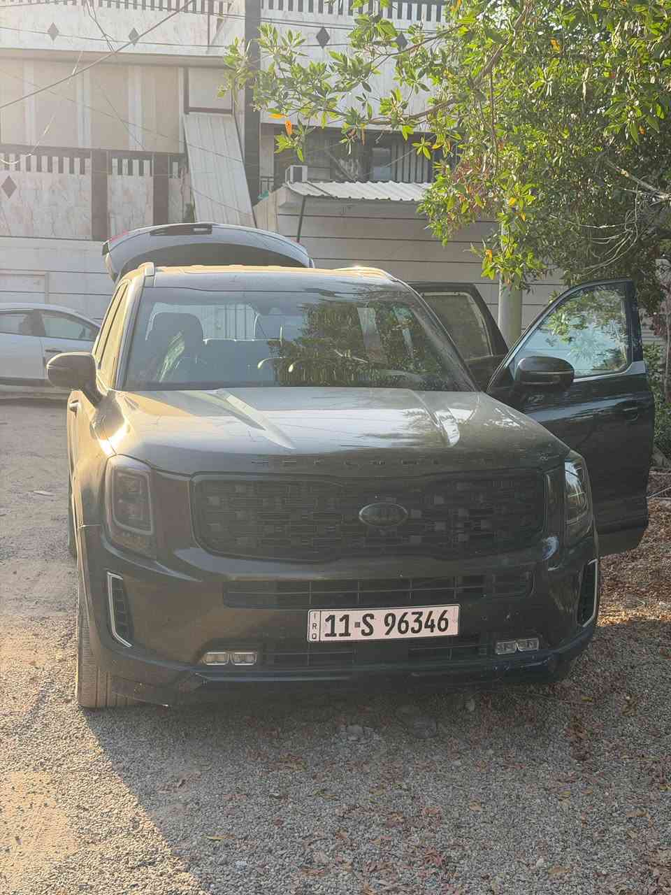 تلرايد 
برستيج يعني فول فول مواصفات 
الحادث من امريكا جاملغ و نبيد 
موديل 2021
السعر :250 ورقه  و بيها مجال 
موقع السياره حله  
صاحب السياره :***********
