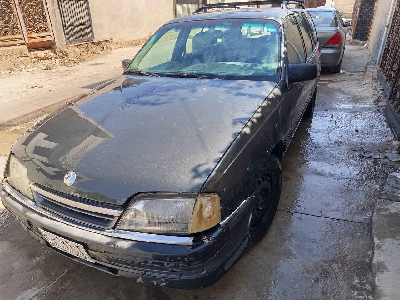 موديل ١٩٩٣
سنوية باسمي صاحب شرعي مشروع وطني سنوية تنتهي ٢٠٢٨
شرط تحويل 
بيها بطاقة بنزين
قفل مركزي 
بريك abs
سعر ٢٤$
للاستفسار خابر على رقم ما موجود بل فيس ***********
