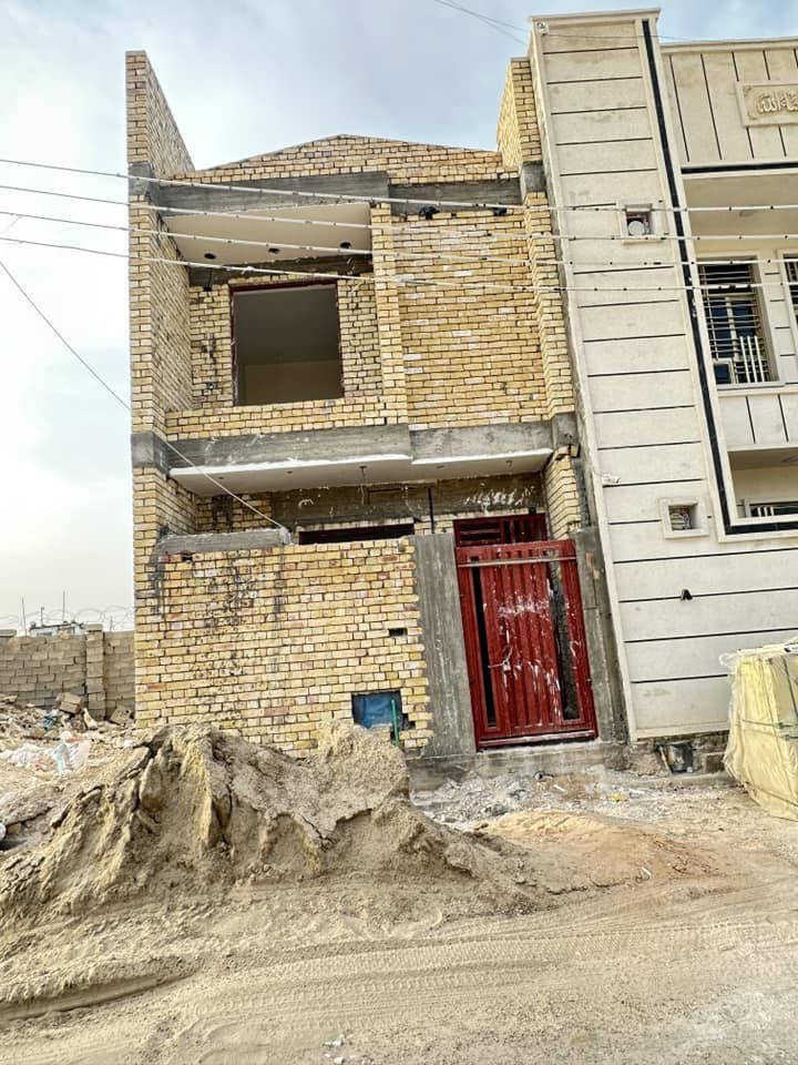 كادر واجهات من الرمادي لبخ فوم طلس ***********
