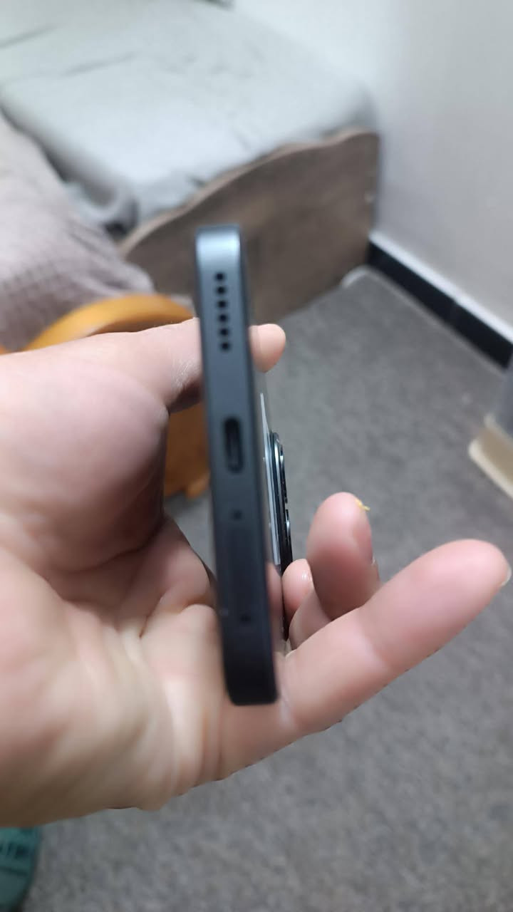 السلام عليكم مرخصت مدير الكروب عندي ربدمي نوت 15برو نسخه العالمية ذاكرته256/12عشوائي الجهاز صار سبوع من اخذته اريد مراوس باليفون 13عادي او برو ماكس وانطي فرق العنده لا يقصر مو يكسر بحلال العالم ولا تغني بسعرك العنورن بابل بثورة مركز المدينه متواجد ع فيس او واتساب***********
