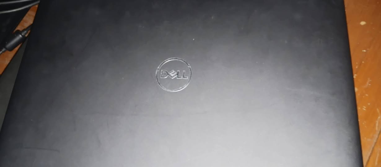 لابتوب للبيع DELL يشغل العاب خفيفه يفيد اصحاب المدارس أو مكتبي حسب استخدامك
المواصفات

 موجودة صورته 

Dell Inc. 1.5.1, 21

الشاحنة إصلية ويندوز 11 اصلي استخدام قليل

مكاني الموصل اذا شراي اكتب ب التعليقات تم واراسلك خاص

السعر 200

اذا عندك سوأل اسأل ب التعليقات


**إذا كنت صاحب هذا الإعلان وتريد حذفه لأي سبب، رجاءا أرسل رسالة إلى الدعم الفني**