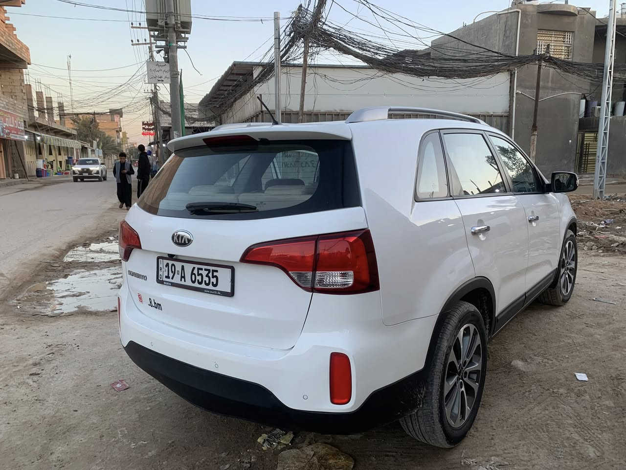 سورنتو مديل ٢٠١٤سيارة مكفولة من كشر ومكينة ٢٤٠٠دوش المرغوب سيارة حلوة وماناقصهة شي كاملة ومكملة ومواصفات البيهة حلوة والمرغوبة 
١.تحكم ٢.كامرة٣.اشاير بالمري ٤.حساسات ٥.دسك ٦.ويل كب ٧.سيارة حاكية ٨.شاشة كبيرة٩.سبعة راكب اصل ١٠.ثلاثة تبريد ١١.تخم تاير جديد تدقئة تبريد شرط سيارة حلوة ما جناي وبعد بيهة موصفات هواي السعر المطلوب ١٦٢وببها مجال حك الجية رقم كربلة سيارة احلى من الصور الشراي يتصل عل الرقم *********** مكلف بالنشر
