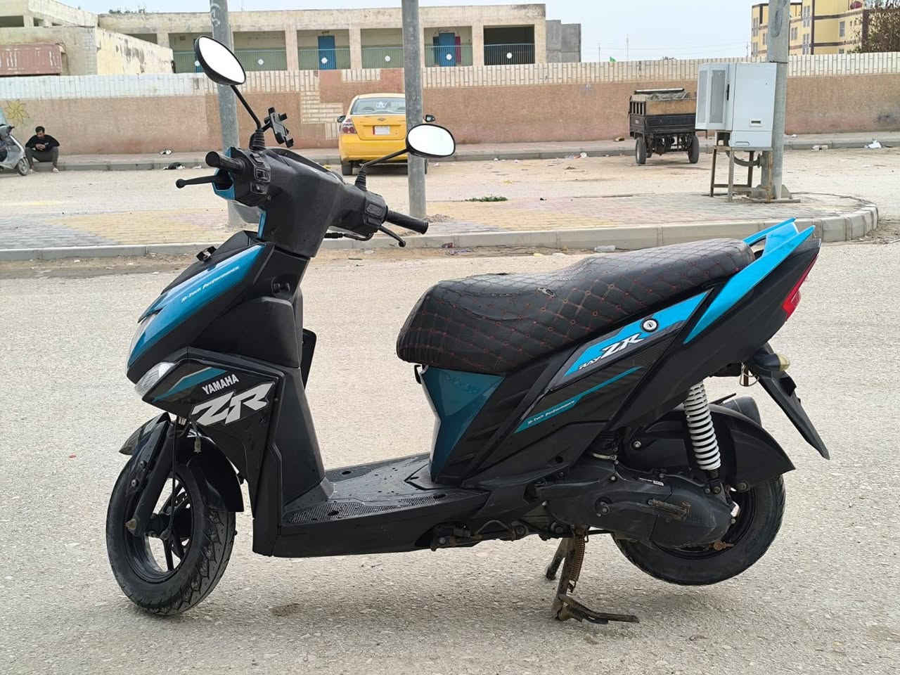 سلام عليكم  .  
ZR موديل 2019
مكاتبة فقط
فيروزي 
دراجة نظيفة وحلوة (مكينة بلادية) 
السعر  800  وبيها مجال شي بسيط
استفسار اكثر ع رقم 
***********
