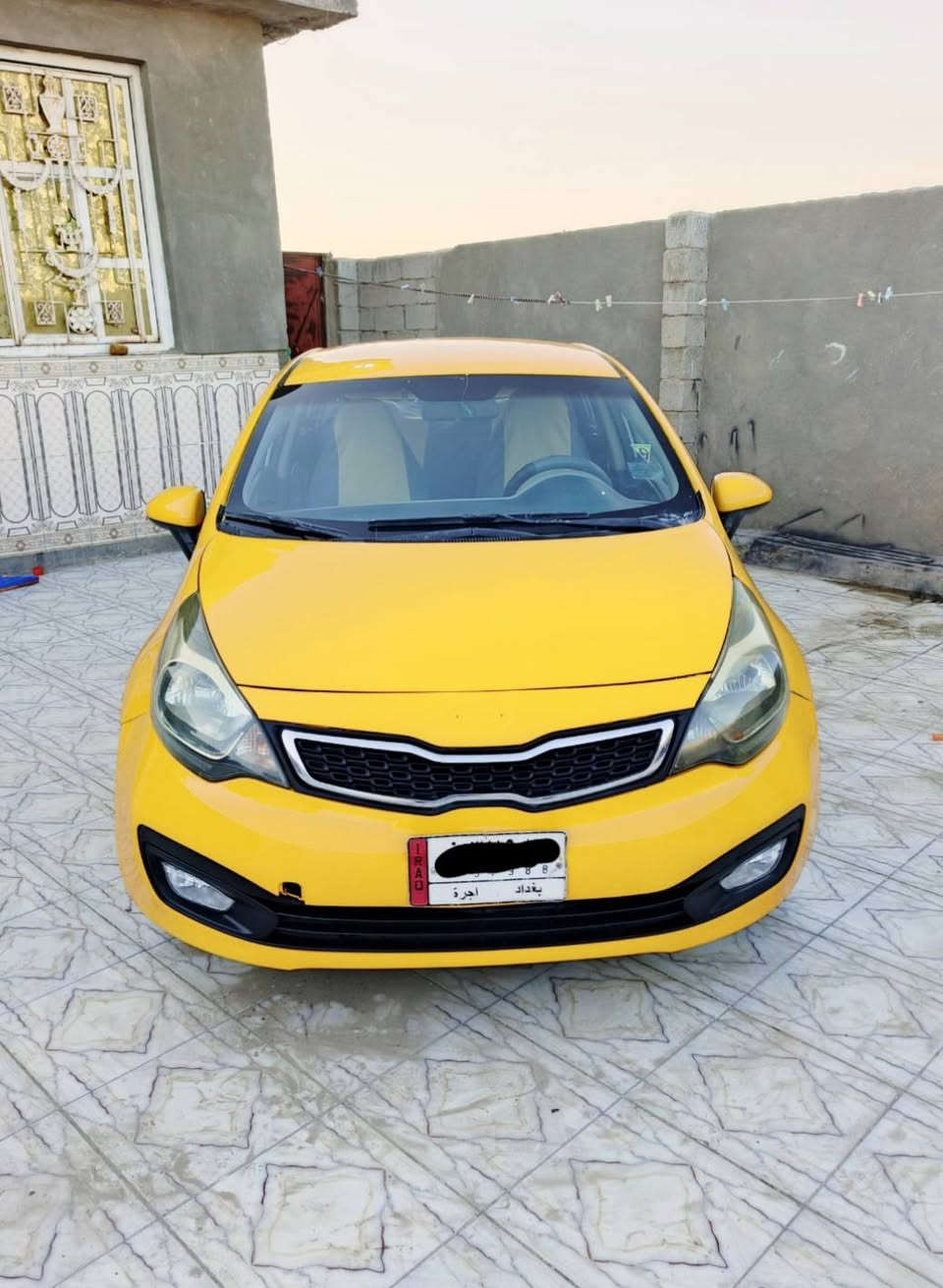 كيه ريو موديل 2013 رقم بغداد  مصفره هيئه وغرامات حره تحويل ثاني يوم سنويه مجدده 28 مشروع وطني وارد خليجي مكفوله من الضربه والتبديل  كفاله عامه مكينه 1600 مكينه وكير وحداديه وتبريد وتخم تايرات كله مكفول سياره جاهزه مال جناي بمعنه الكلمه مكان سياره ناصريه سعر 77 بيه مجال قليل رقم الهاتف *********** أنه مكلف بل نشر خابر راعيه بيك خير وتدلل
