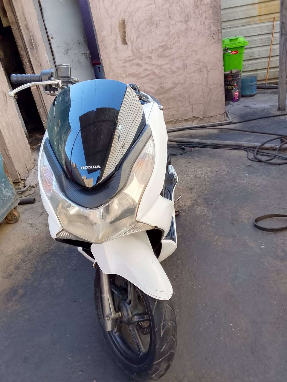بيسي اكس للبيع دراجه جيل اول مكفوله كدام عينك نضافتهة محرك 150 ابيع من باب بيتي حساس ستان وحساس نزلاق مكاني لبياع شرطه الخامسه ***********
سعر مليون و200

