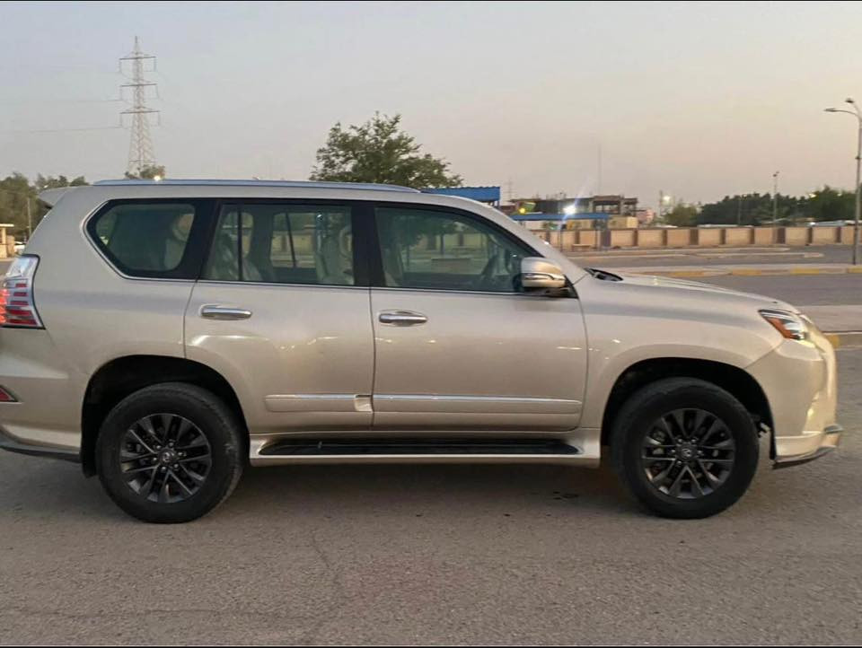 لكزز برادو 2014 
V8 4600 خليجي فول مواصفات ماعده الرادار 7 راكب كشانه كهرباء جام اوتو ستيرن كهرباء مري كهرباء فتحه سلايد شاشه كاميرات حساسات جكات نظام زحف نظام سبورت وكومفورت مقاعد جلد مقاعد تخزين بصمات نظام صوتي مارك ليفنسون ماشية السياره صيانتها بشركه توتاجي صدر جديد كامل

مكان السياره بغداد الشعب باقي التفاصيل 
***********
