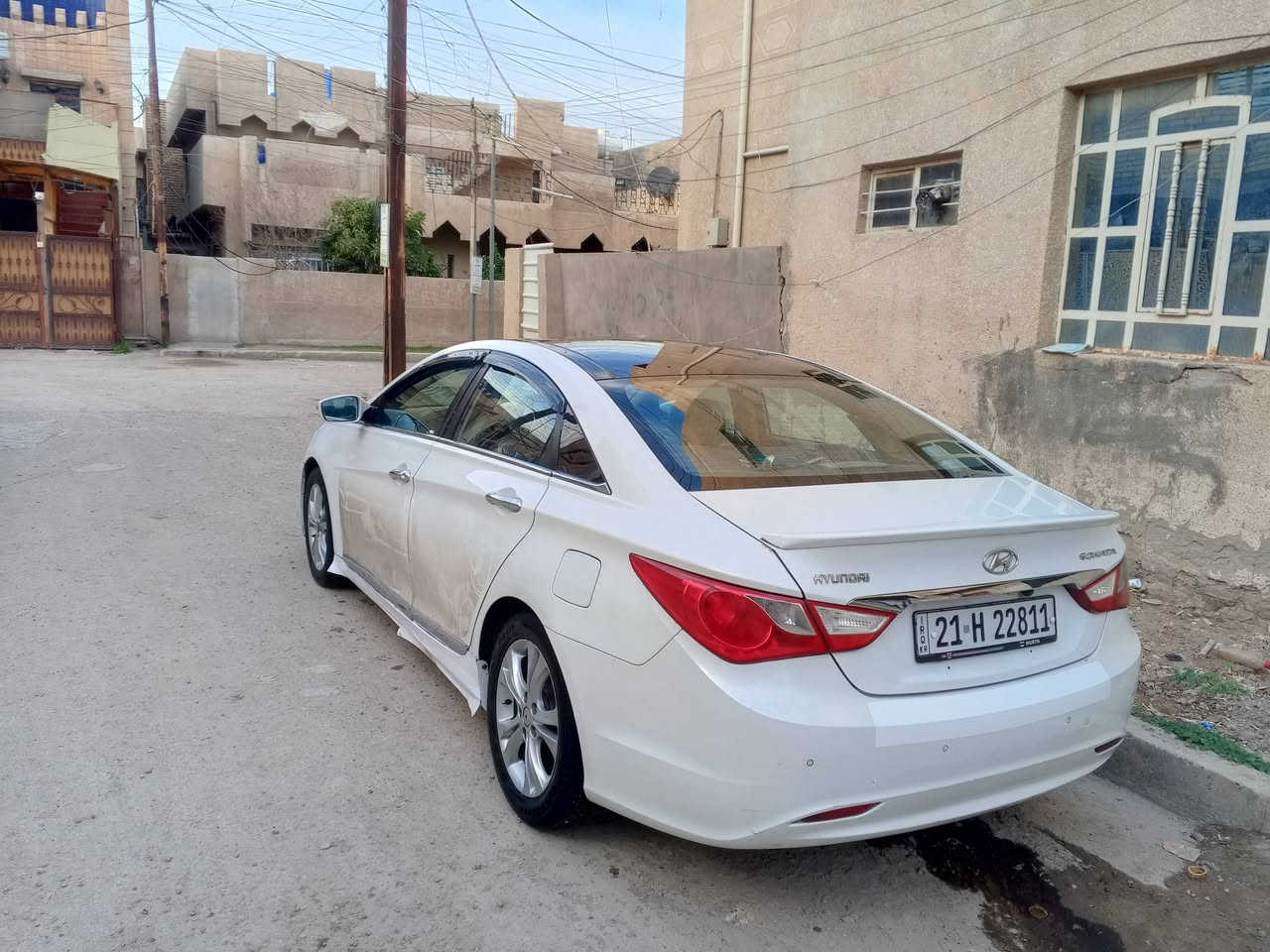 السلام عليكم
للبيع او لمراوس بحديث سوناتا 2010 خليجي فول السيارة بانوراما شاشة تبريد ثلاجة  رقم سليمانية بيها صبغ بابين +بارد شؤية موظح بلسونار عارظاها 103بيها مجال بصيط 
*********** 
مكاني بغداد الغزالية ..
