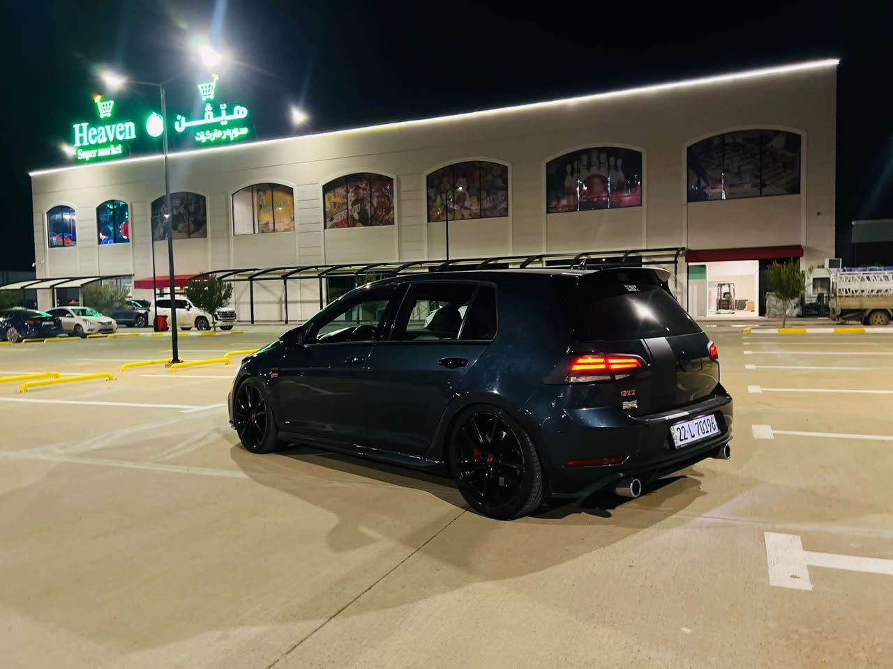 Golf  Gti🇩🇪🚀
2021
سلام عليكم 
گولف للبيع اومراوس حسب قناعه
مكينه ٢٠ و تيربوو🚀
ماشيه فقط (32)الف 
مواصفاتها حلوه
رادارات امامى و خلفي جانبى و (مسارطريق)
مرايه هيتر و كهرباء 
شاشه جبير كاميره
كشنات كهربائيه و هيتر
عليها  وياله R
دفيوزر
جنحه
صالنصا ريمونت
سياره بيها٤-٥قطع صبغ 
وناشرت صونار وصوره حادث هم
سعره 127$ و اراوس حسب قناعه
كلشي بشرط 

گۆڵف  بۆفرۆشتن یان گۆڕینەوە
مەکینە٢٠تۆربۆ🚀
تەنها(32)هەزارڕۆشتووە
مواسەفاتی
ڕادارلاتەنیشت وخەتی جادەوڕاداری دوا
ئاوینە هیتەرو کارەبا
شاشەگەورەو کامێرە
کوشنی هیتەرو کارەبا
تایەوویلی R بۆبەسراوە
دفیوزەر و باڵ و سالەنسای کۆنتڕۆڵی بۆبەسراوە
سەیارەکە٤-٥پارچەی بۆیاخە بەبێ ناووگرتن
ڕەسمی حادیسەوسۆنەرم داناوە
نرخی 127 مەجال گۆڕینەوە بە شتێک بە دڵم بێت
هەموو گیانی بەشەرت أربيل, العراق


**إذا كنت صاحب هذا الإعلان وتريد حذفه لأي سبب، رجاءا أرسل رسالة إلى الدعم الفني**