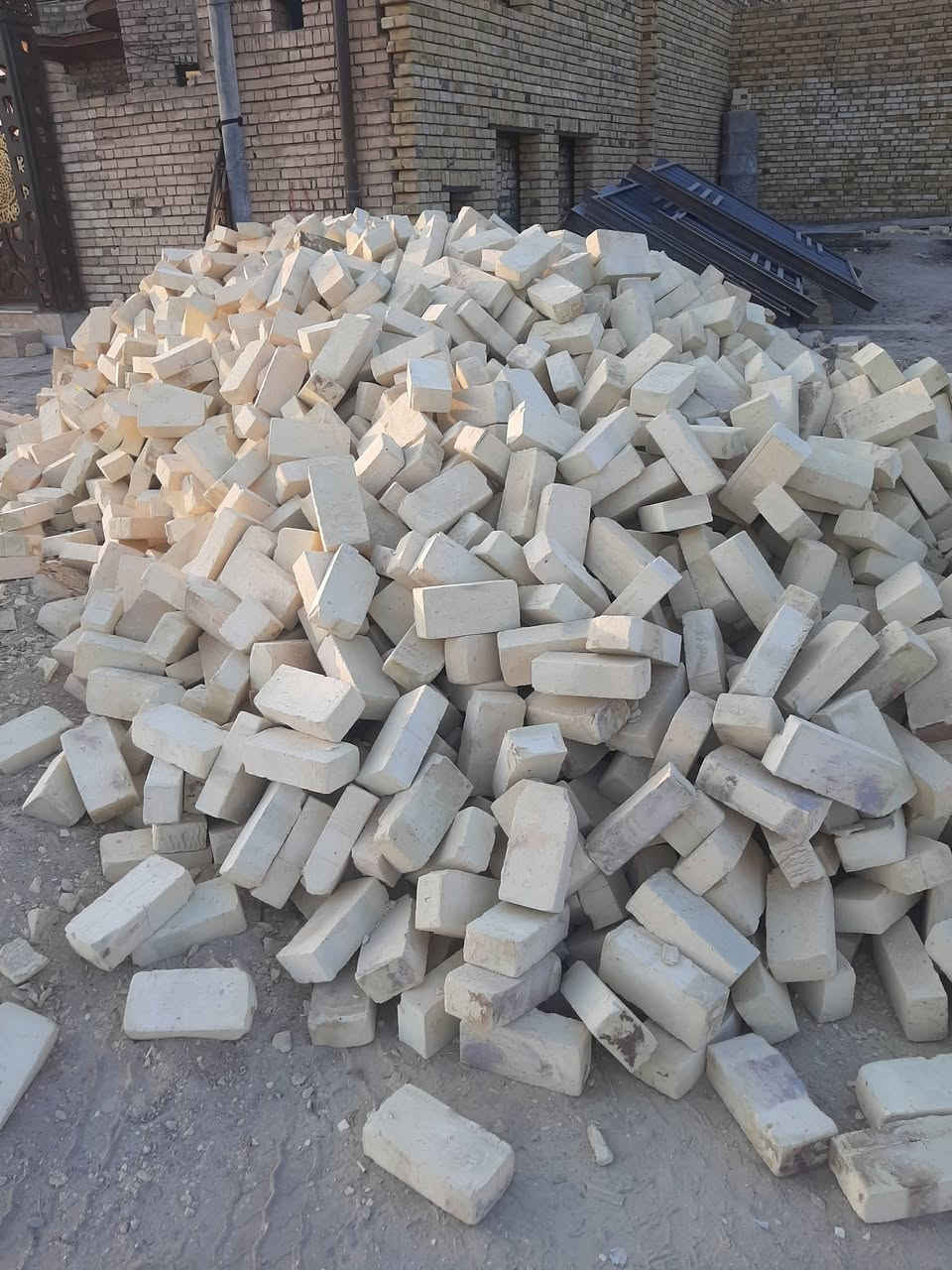 تجهيز طابوق الطيب عدد السكس  8000 الف طابوكه وزيادة 650  / وعدد التك 4000الف  وزيادة


**إذا كنت صاحب هذا الإعلان وتريد حذفه لأي سبب، رجاءا أرسل رسالة إلى الدعم الفني**