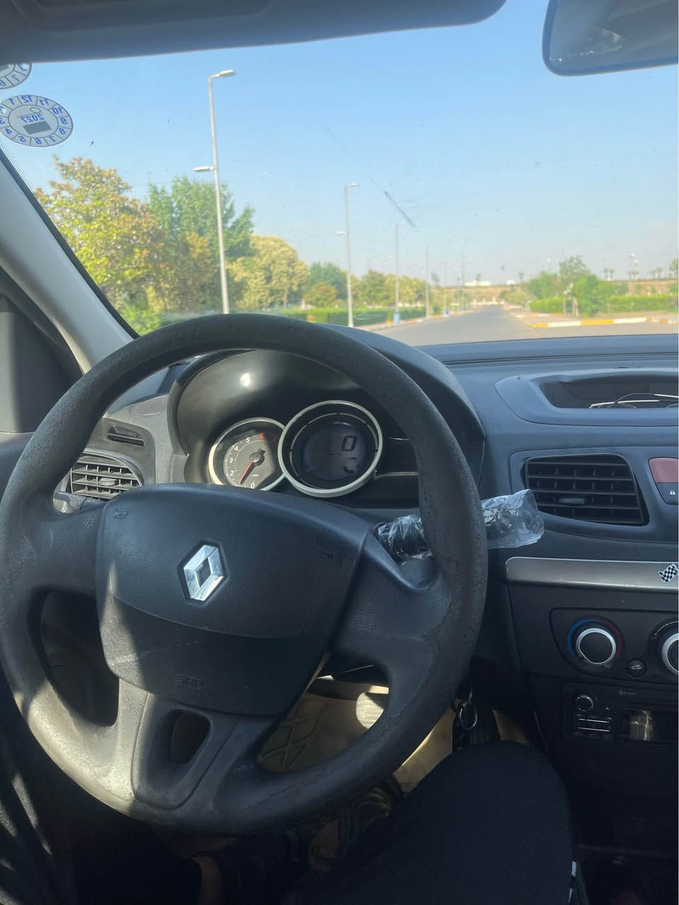سڵاو

ڕینۆڵت فلونس ٢٠١٦

مەکینە ١٦ - گێچ ئەلیکترۆنی - گێڕ تۆماتیک و عادی - ABS 
سوکان ڤۆلیۆم 

*********** أربيل, العراق
