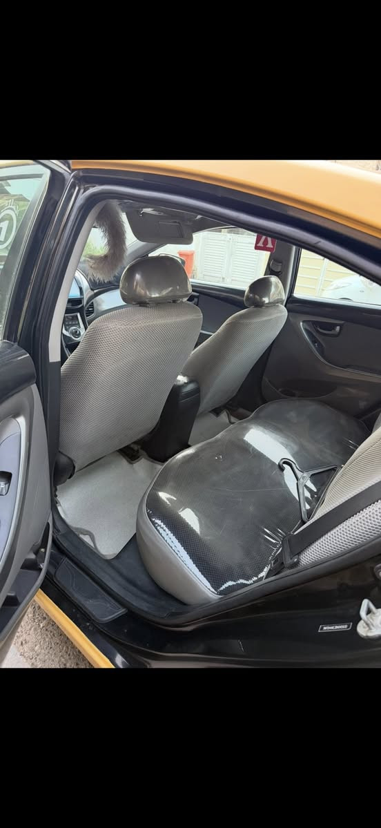 النترا وارد امريكي موديل ٢٠١١
السعر ٩٢ 
العنوان الغزاليه 
***********
