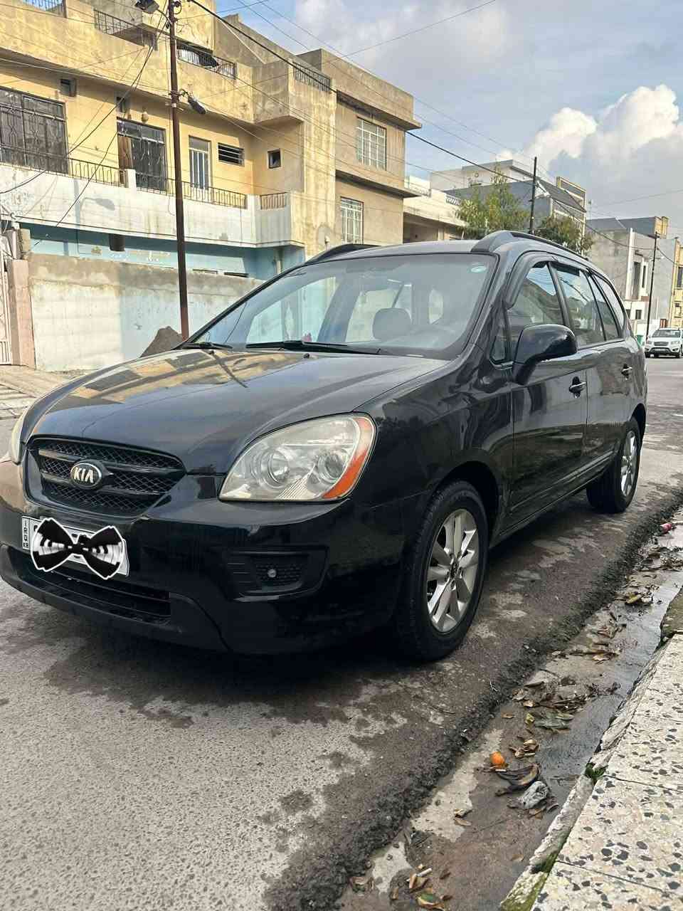 السلام عليكم
الاستفسار على رقم فقط 
كيا راندو 2007 
السيارة كاملة من كلشي ما ناقصه شي 
7 راكب 
المحرك 4 سلندر  ( كير ومحرك شرط ) 
بيها ثلاث قطع صبغ بواند وجاملغ وباب بدون دواخل 
الباب بيها معجون وشوي   
مكاني الموصل حي البلديات 
رقمي ( *********** )  
السعر  - قفل 100$ قفل دفتر
