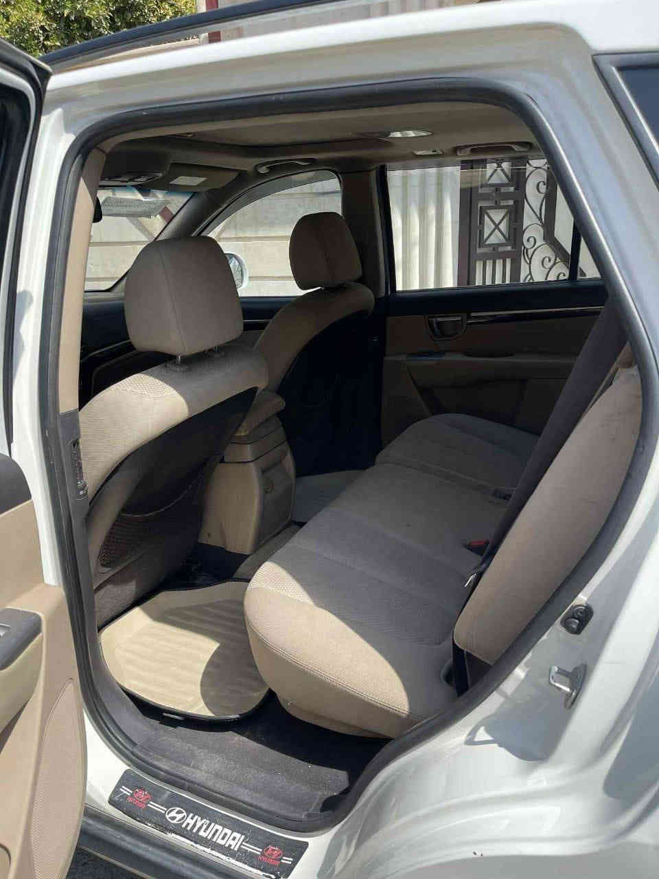 السلام عليكم للبيع سنتافي خليجي 2012  فول مواصفات محرك 4سلندر
149$ وبيها مجال 
*********** \ ***********
