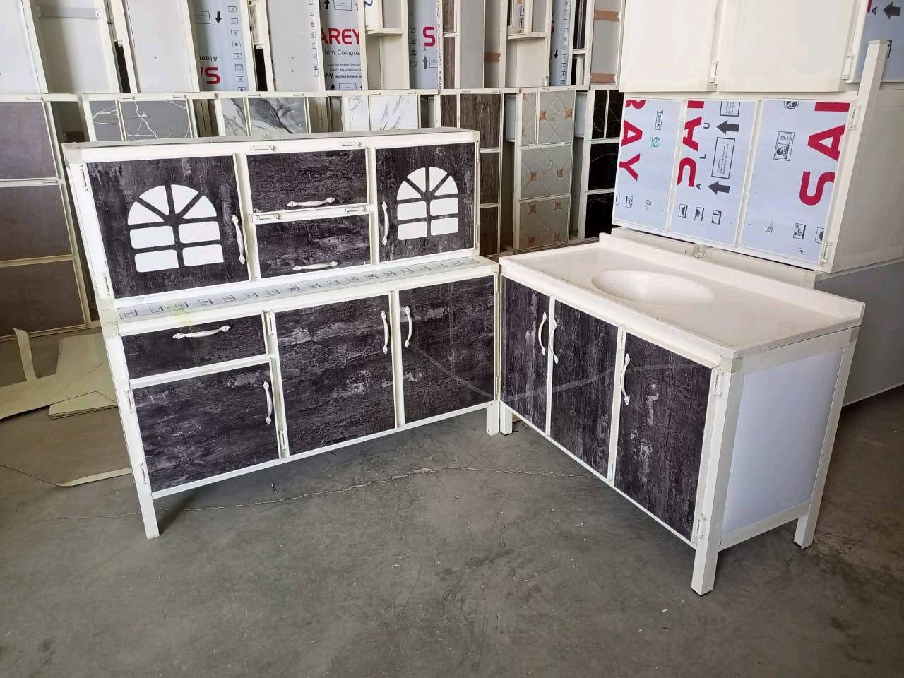 كاونتر مترونص  ارضي.وملحق مترونص  

وسنك متر و 20 سم . 

السعر  225
توصيل لجميع المحافظات العراق 

الاحجز والاستفسار راسلو الصفحه