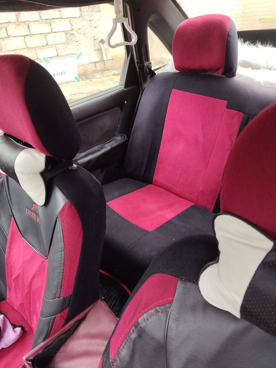 السلام عليكم فكتر حجم 18 موديل 91 مصبوغه جماليه بدون ضرر رقم ألماني سنويه خضره تطخم تاير جديد محرك وكير شرط كابون بازين موجود السعر 43 وبيها مجال قليل ***********
***********
