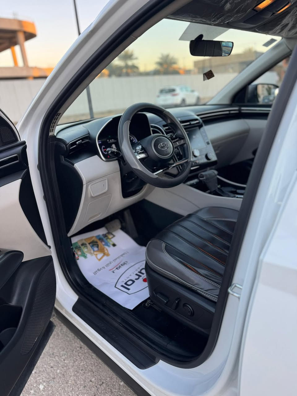 السلام عليكم عندي هونداي توكسان خليجي موديل 2022 فول قمارة حديد ماشيه 36 الف بدون صبغ بدون تبديل بيه بارد شي بسيط وبيه كم رصعة رقم بغداد ابسمي السعر 193 بيه مجال بسيط مكان حي الجامعة ***********
