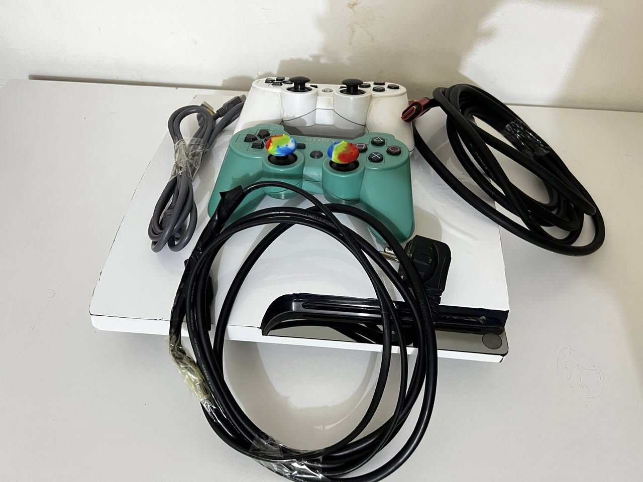 بلي 3 للبيع نضيف مثل ما تشوفون طبعا اني مغلفه لون ابيضّ  كامل ملحقات ويا اثنين يدات مكاني ديوانيه سعره 95  وبي مجال بسيط


**إذا كنت صاحب هذا الإعلان وتريد حذفه لأي سبب، رجاءا أرسل رسالة إلى الدعم الفني**