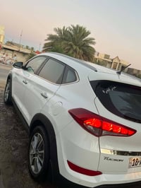توسان موديل 18 ماشيه 136 حادث بجاملغ الوره شبر واحد السياره جديده واحل...