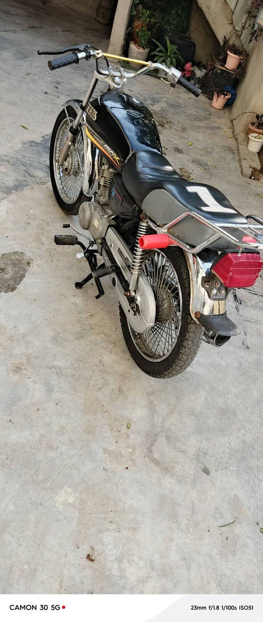 سلام عليكم ماطور نامه 15محدث 22نضافه فول لا صرف لا بخار بس جبنه مال ملف سعر 300


**إذا كنت صاحب هذا الإعلان وتريد حذفه لأي سبب، رجاءا أرسل رسالة إلى الدعم الفني**