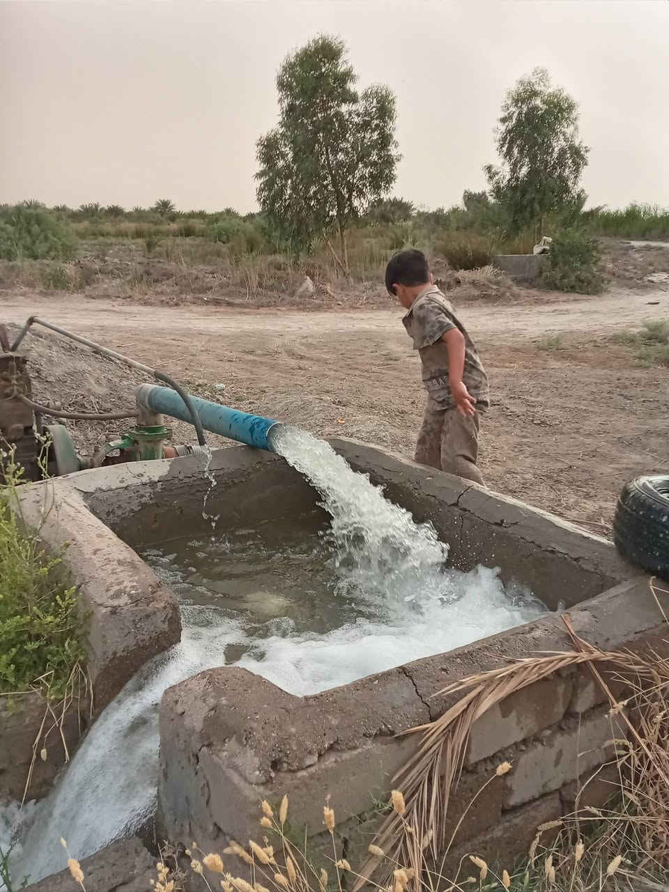 السلام عليكم ٢ دونم للبيع بي ٤٠ نخله حماله نهر سقي ماطور كاز جديد مسيج دنك صب .منطقت ال الوشاح قريب على حي العسكري خلف السكه أتريد  دونم عادي ابيع.سعر الدونم ٢٥.بي مجال قليل....***********) ***********
