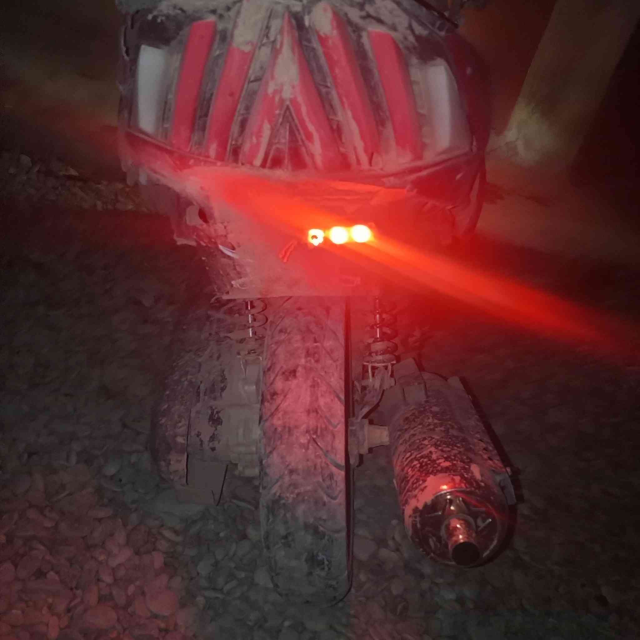 السلام عليكم دراجه للبيع نظيفه محرك نظيف سعر 200 وبيها مجال مكان خانقين‏*********** اذا اكو مراوس بايراني اراوس
