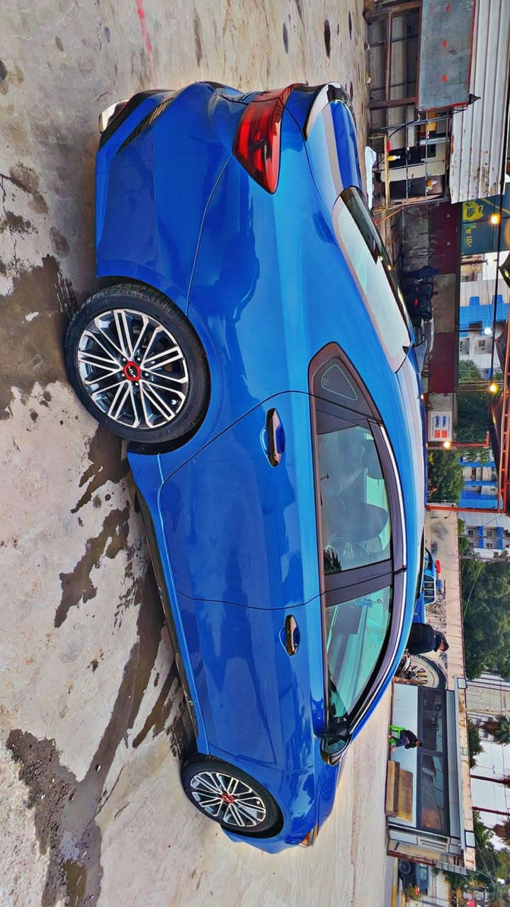 ‎سلام عليكم
‎فورتي (2023) 

‎فئة (GT)اعلى فئة بلفورتي
 
‎محرك 1600 تيربو
 
‎201حصان 

‎كير DCT دبل كلج 7 نمر 

‎ماشيه (39) الف 

‎ لون مميز 

‎         موصفات 

‎1. بصمة تشغيل + ابواب وصندوق + تشغيل عن بعد 

‎2 . ⁠رمز الGT مختم بكل مكان 

‎3 .شفتات ستيرن 🚀🚀

‎4 . شاشة كبيره مع نظام 
‎تشغيل ابل كار بلي

‎5 . واندوريد اوتو

‎6 . كامره دواره وضعيات عدد 2 

‎7 . انظمة قيادة
‎سمارت + سبورت + نورمال 

‎8 .كشنات جلد حضن مطرز احمر مع علامه  GT
 
‎9 . نظام سماعات (هارمن كاردن)🎤🎧

‎10 .لدات 

‎11 . قطعتين تبريد 
 
‎12 . شحن وايرليس 

‎13 . دركه D شكل رياضي 
‎مع ختم GT 

‎14 .حساسات خلفيه مع جرس تنبيه 

‎15 . رادارت جانبية+ امامية + تحديد مسار + كروز سرعه 

‎16 . قيادة ذاتيه

‎17 . اوتو هولد + هاند بريك بصمه 

‎18 . نقطة عمياء 

‎19 . كات دوسات جانبية بلادية 

‎20 .دبل اكزوز

‎21 . ويل كب كروم حجم 18 رياضي 

‎22 . تدفئه + تبريد كشنات 

‎23 . فتحة سقف 

‎صور الحادث موجودة بالمنشور
‎مامبدل بيها قطعه فقط قبق جنطه سرقه والباقي بارد
‎السيارة بسمي تحويل ثاني يوم 

السعر 170$ وبيها مجال

***********
