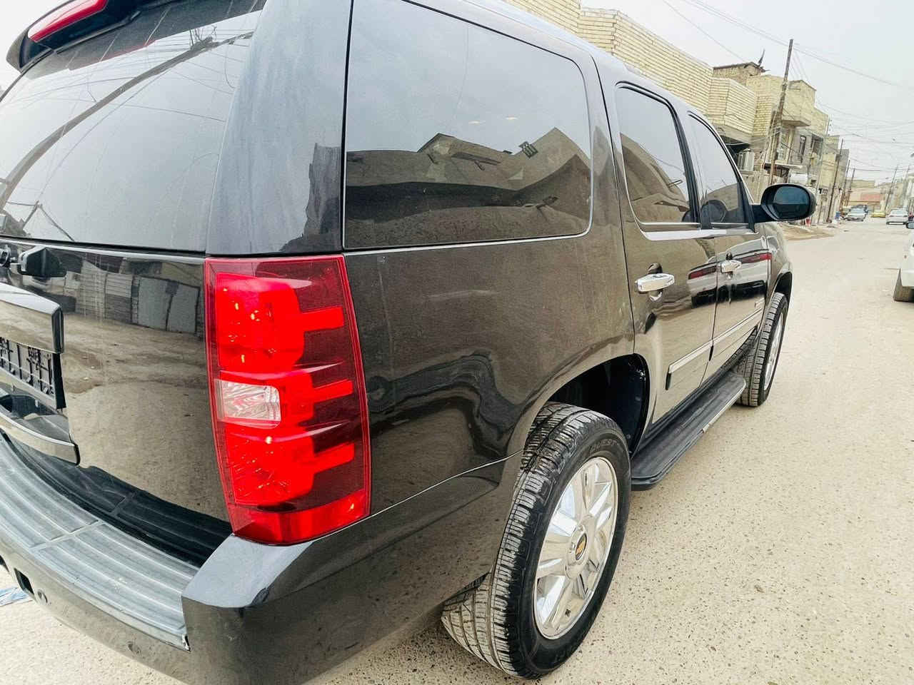 اسلام عليكم 
شوفرليت تاهو أدوات 
كص قماره
دخول جديد
الموديل: 2008 
المواصفات 
LTZ  فول فول 
مقاعد جلد 
داخل عسلي 
دلعه كهربائيه 
———————————
أدوات أدوات ادوات
———————————
السعر 85 ويه مجال 
البيع فقط بدون مراوس 
اي استفسار لتصال
مكان السياره بغدااد 
الاستفسار/ ***********
