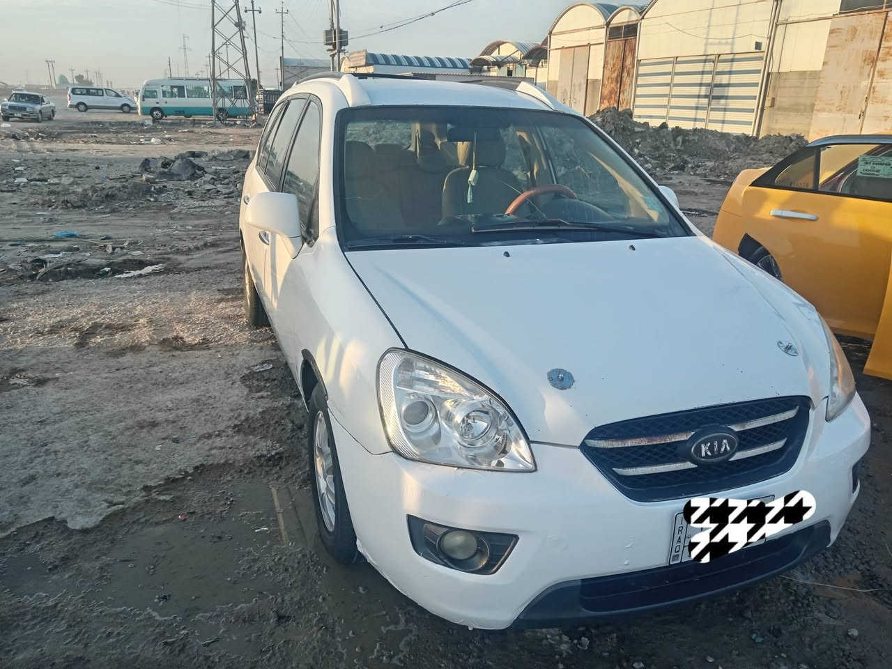 كيا كرنز للبيع رقم ذي قار تحويل ثاني يوم موديل 2008
السياره جاهزه
 ٧ راكب خليجي
 4 سلندر 2000
محرك و كير و حداده و تبريد 
خير من الله
البدي بي ضربات خفيفه
 وبي صبغ شوف العين وشوف وحكم 
السياره مكفوله گلبه وچفيه وعيب شرعي
مكانه السيارة ذي قار / سوق الشيوخ 

السعر 91 $ وبيها مجال
***********
