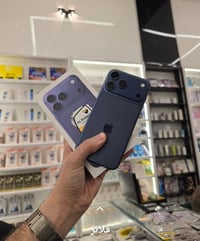 ايفون ١٧ برو ماكس ذاكره ٢٥٦ سيم كارت ZA مشحون ٧٠ مره السعر ٢.٠٠٠٠٠٠ ال...