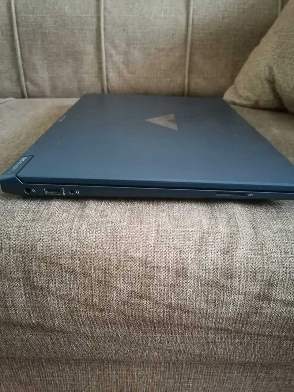 سلام عليكم لابتوب للبيع لغرض السفر
نوع جهاز HP اسم victus
جهاز مخصص العب ول تصاميم
i5-12450H Processor 2
8gb sodimm ddr4 
Windows 11
512gb solid state drive
15.6.FHD IPS 
144Hz)
NVIDIA Geforce RTX 3050 4GB
ملاحض اني مسوي ترقيه رامات بدال8gb حولت 16gb
مستعمل بس 4اشهر فقط
تواصل عن طريق الرقم
***********
