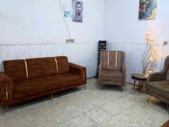 تخم تكمه نظيف جدا 7مقاعد ب220 الف وبي مجال المكان الوشاش *********** يوجد توصيل بكروة يوجد واتس اب
