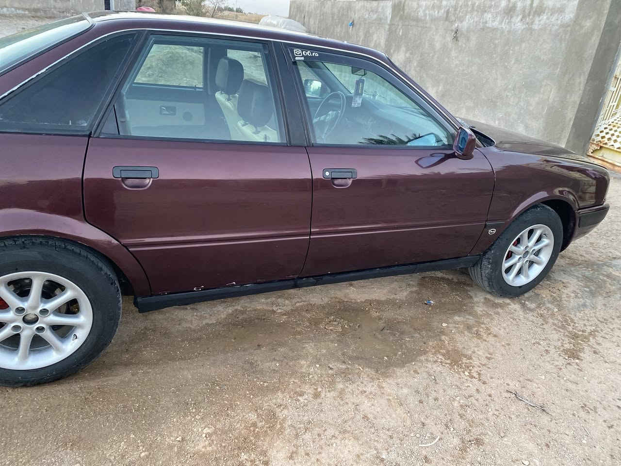 اودي. للبيع. نضيفه كامله. من كلشي   ‭.                   ‭٠٧٨١ ٦٧٠ ١٠٣٢‬
