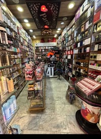 كوزمتك للبيع لعدم التفرغ حي القاهره موقع ممتاز ٠٧٧١٢٧٤٧٦٠٣