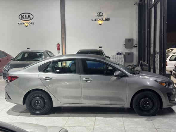 للبيع – كيا ريو 2023 / فئة LX

• الحادث: دعامية خلفية فقط
• الصبغ: 3 قطع صبغ أمريكي (بابين + جاملوك جهة اليمين)
• المواصفات:
 • داخل أبيض
 • شاشة حجم كبير تدعم Apple CarPlay
 • كروز كنترول
 • مكينة 1600 (دوش)
• السيارة دخول جديد – باقي 60 يوم عالترقيم
• السعر: 120 ورقة

للاستفسار والاتصال: ***********
