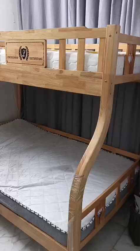 جرباية نظيفة جداً طابقين خشب عراقي قوي للبيع 175 وهي دوشك كاملة 
ويوجد توصيل داخل بسماية


**إذا كنت صاحب هذا الإعلان وتريد حذفه لأي سبب، رجاءا أرسل رسالة إلى الدعم الفني**