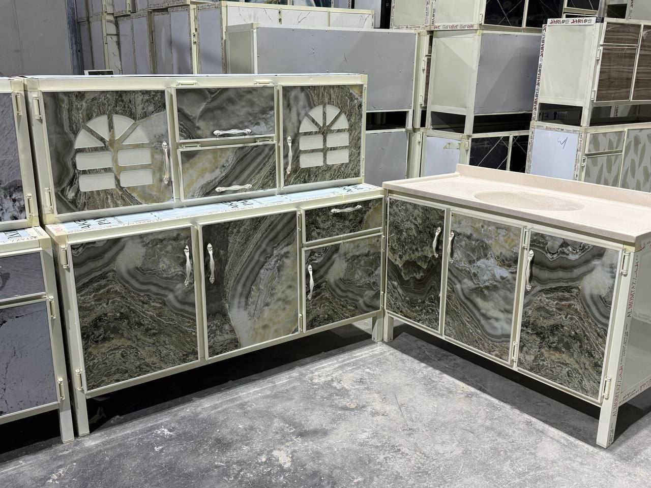 للبيع 
متر ونص 3 قطع
يتوفر توصيل محافظات


**إذا كنت صاحب هذا الإعلان وتريد حذفه لأي سبب، رجاءا أرسل رسالة إلى الدعم الفني**