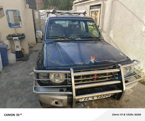 سلام عليكم باجيرو للبيع موديل ٩٩ رقم اربيل نكليزي سنويه ٢٨ لغايه سياره مكفولة من محرك تبريد تخم تاير  دوشمه كله وضع شركه شرط ما ملعوب بيهة كله شغال  سياره مال جناي ماكو شي طافي بيهة شرط التحويل مباشر العنوان بغداد مدينه الصدر رقم *********** سعر ٧٥ وبيهة مجال خوان لما يعجبه عبر المنشور اعتذر على الطاله المنشور
