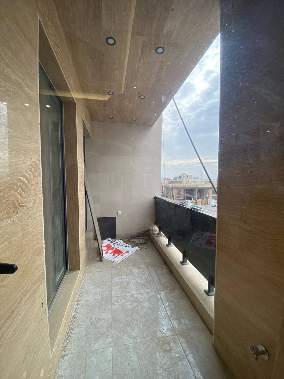 🔥للايجار في السيدية شقة طابق اول ايجار 900زيرووو
نضام مصعد🛗

مجهزة بكاونتر تحتوي على👇🏻

غرفتين صالة مطبخ خدمات حولي بالكاونة والموقع مميز جدا وزيرو

غير هذا توجد عروض كثيرة🔥

للاستفسار والتواصل  

*********** العقاري زين العابدين الشمري
