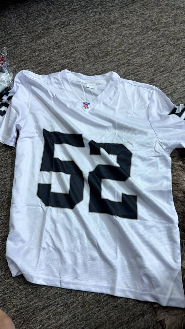 7 شلفان عندي دريسات ويجي ويا نسائي  القطعه ع  الف الكميه خير من الله الون بي واشكال مختلفه متوفر اقل حجز ٥٠ قطعه
***********
