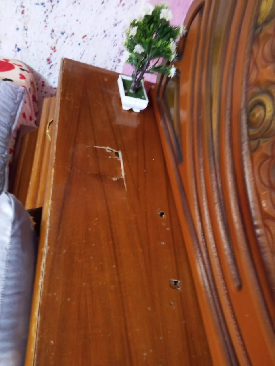 غرفه عراقي نفخ للبيع السعر 600وبيها مجال لتواصل علا رقم ***********
