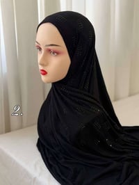 شيلة • ستراس شوارفسكي • أسود