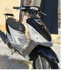 دراجه ماكس منغولي 120 دراجه نضيفه فقط باتري وصلنصه  العنوان بغداد فلكه...