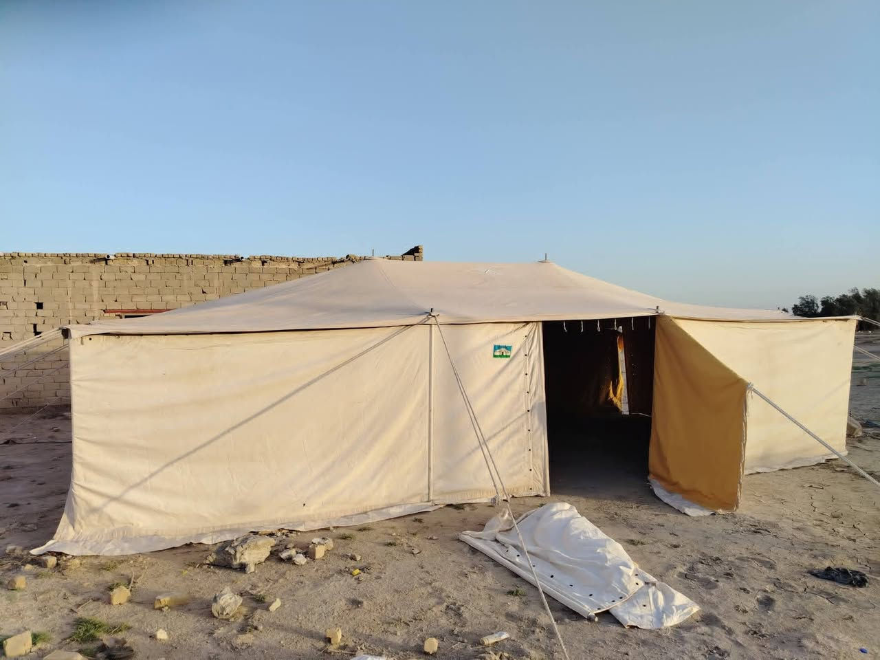 خيمه صباحيه الاصليه نضيفه قياس ٩ب٥ المكان السماوه قضاء الخضر للأستفسار الاتصال على الرقم ***********
